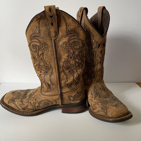 Laredo women leather square toe cowboy boots - Size 7.5M - Picture 2 of 8